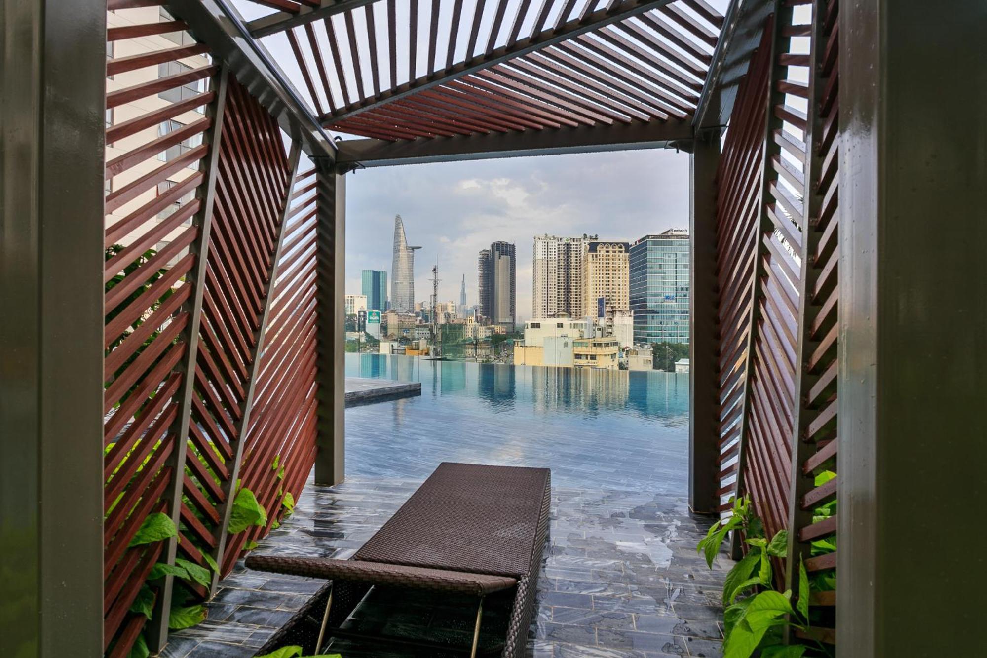 Otis Millennium Saigon Balcony Apartment 호치민 외부 사진