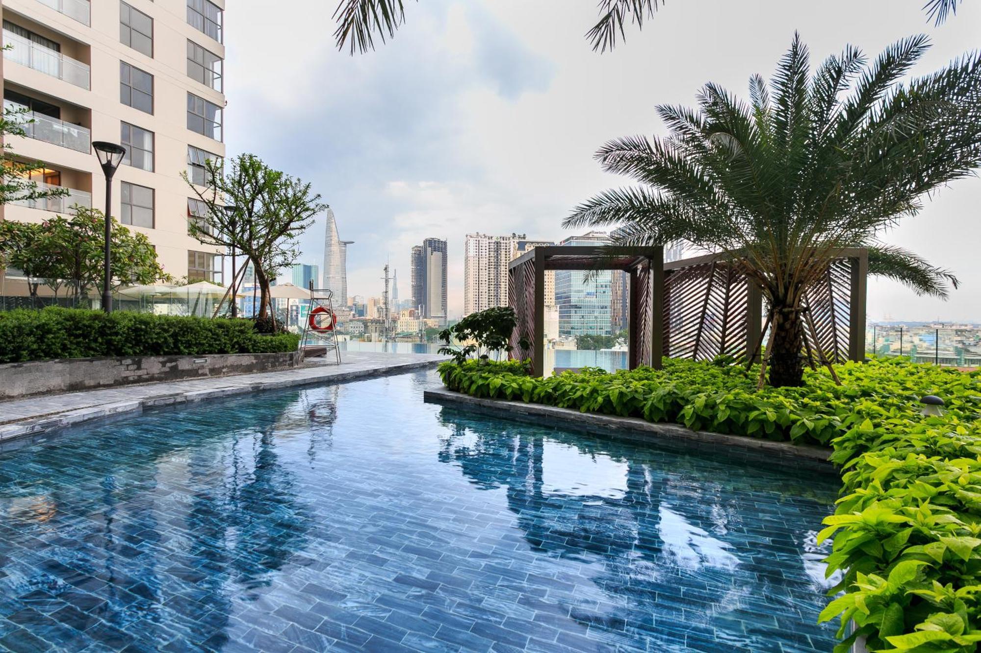 Otis Millennium Saigon Balcony Apartment 호치민 외부 사진