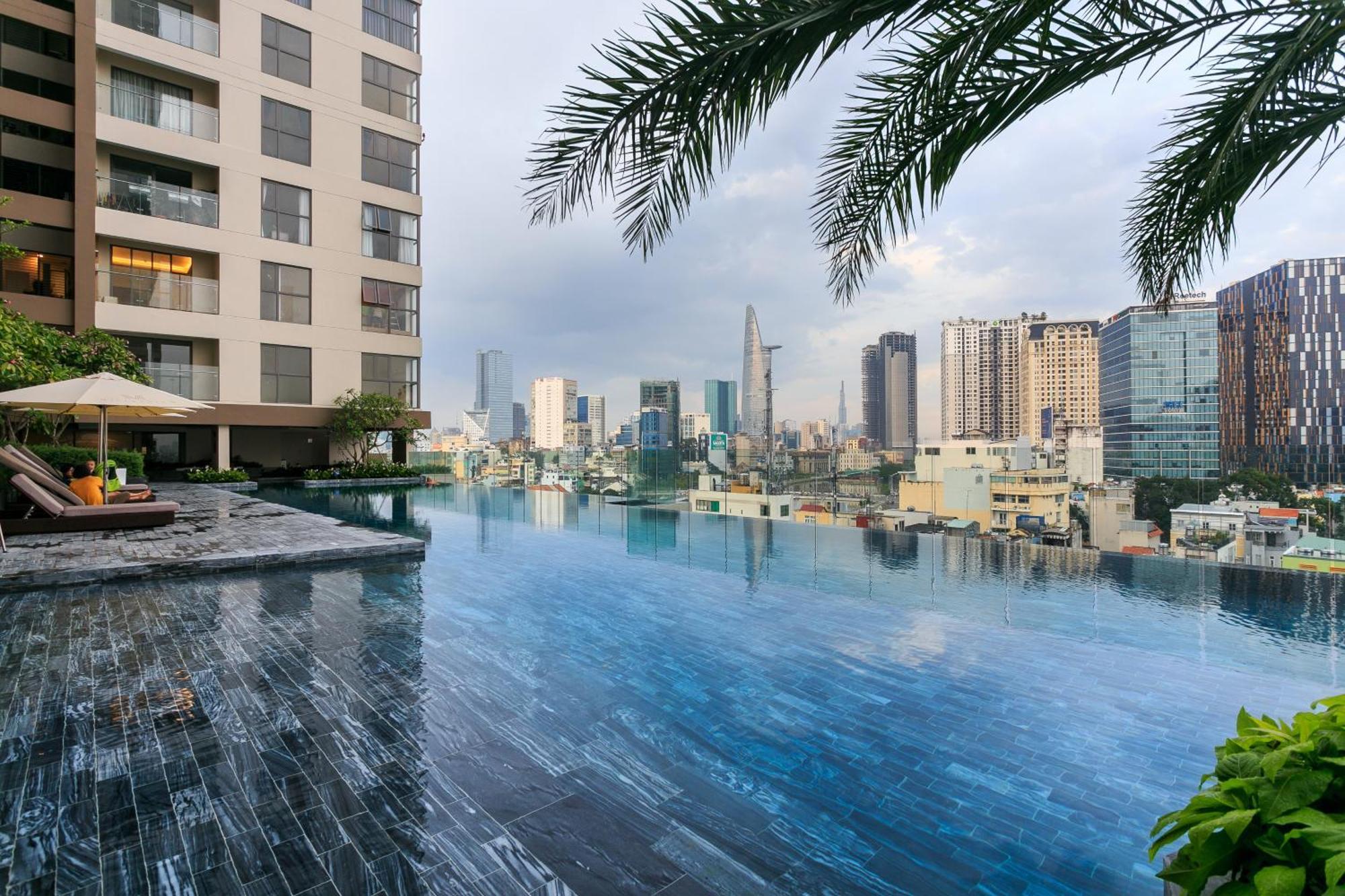 Otis Millennium Saigon Balcony Apartment 호치민 외부 사진