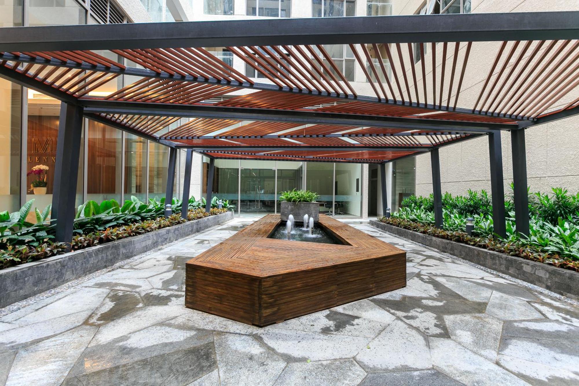 Otis Millennium Saigon Balcony Apartment 호치민 외부 사진