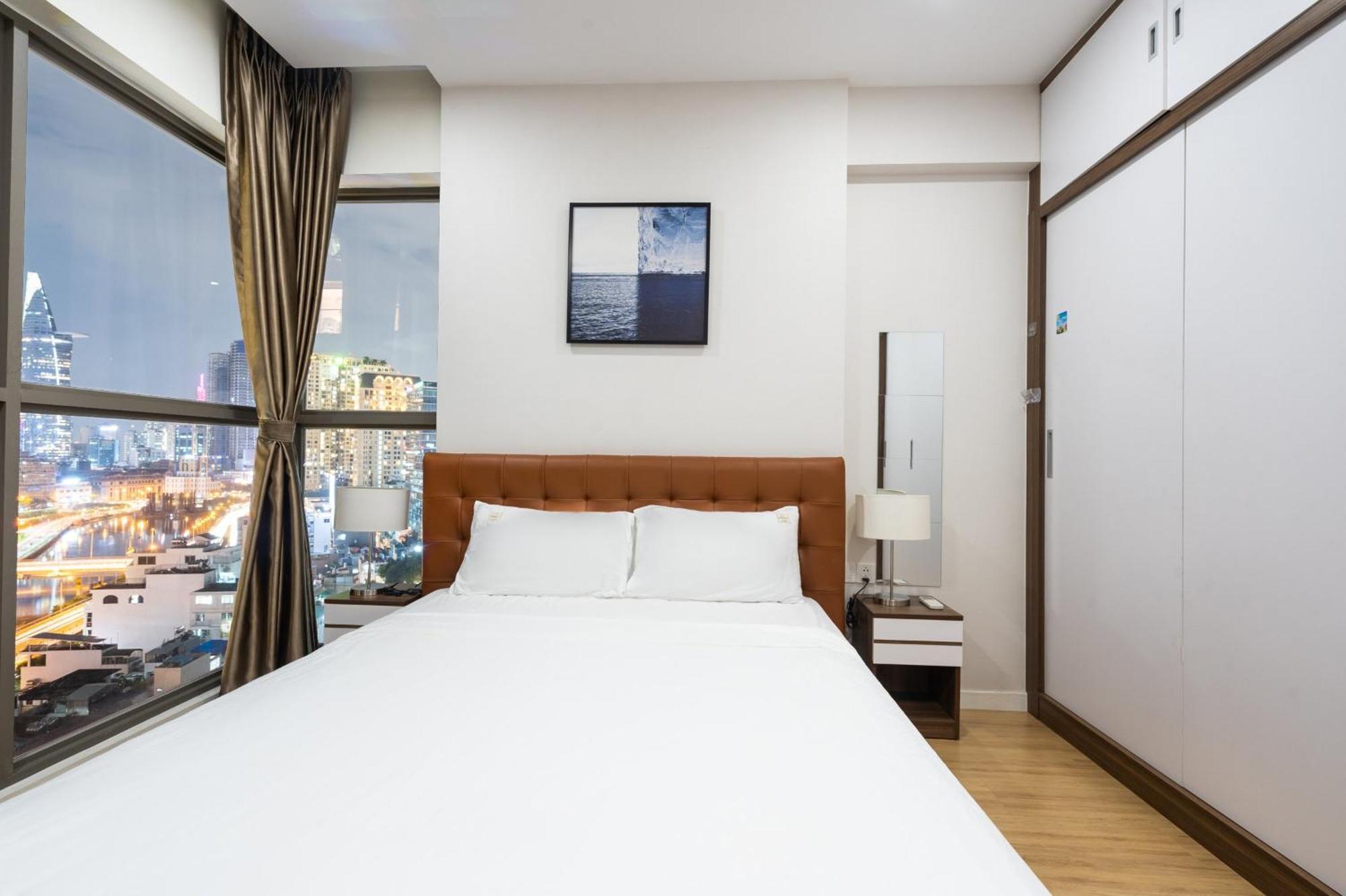 Otis Millennium Saigon Balcony Apartment 호치민 외부 사진