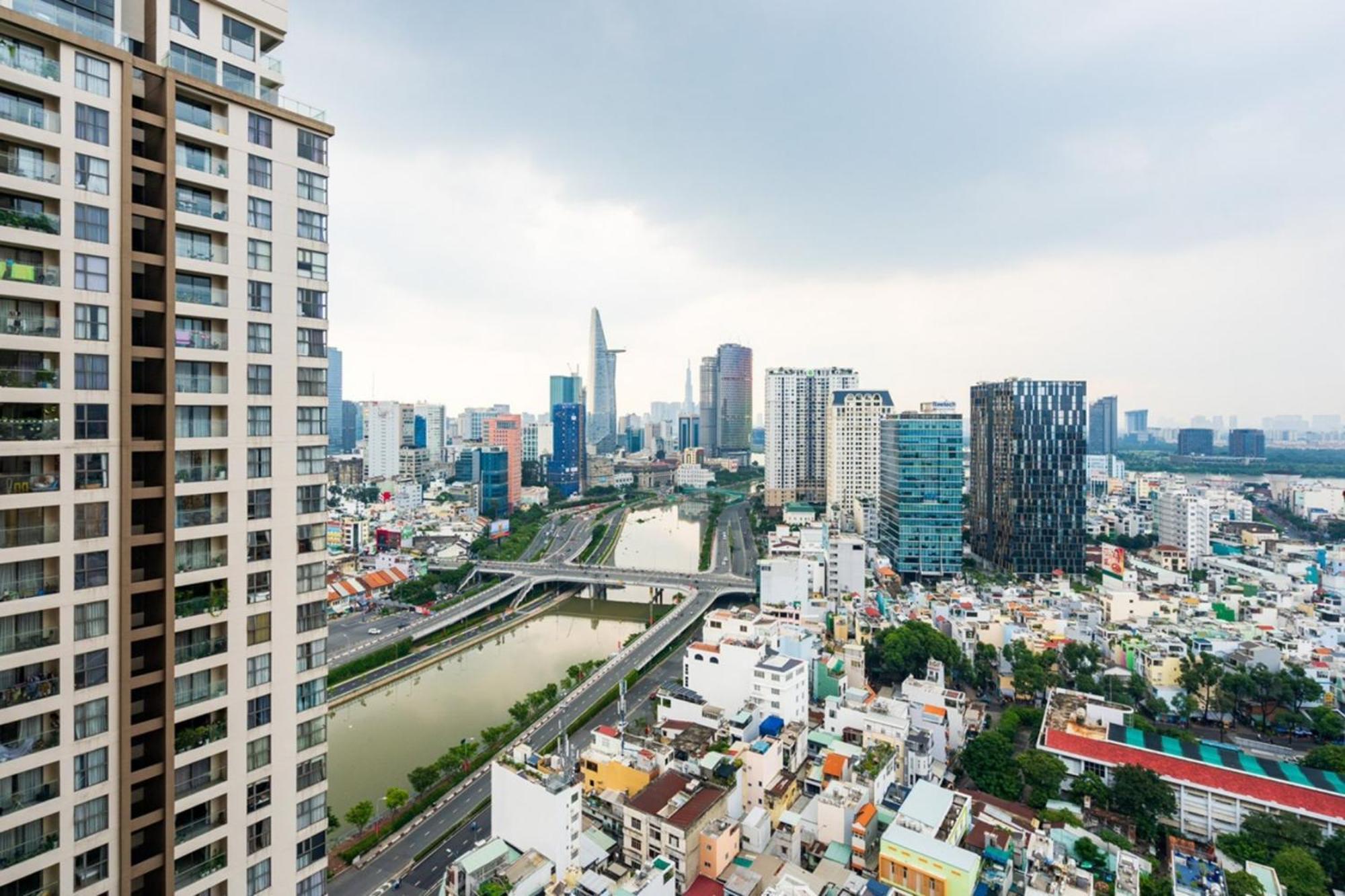Otis Millennium Saigon Balcony Apartment 호치민 외부 사진
