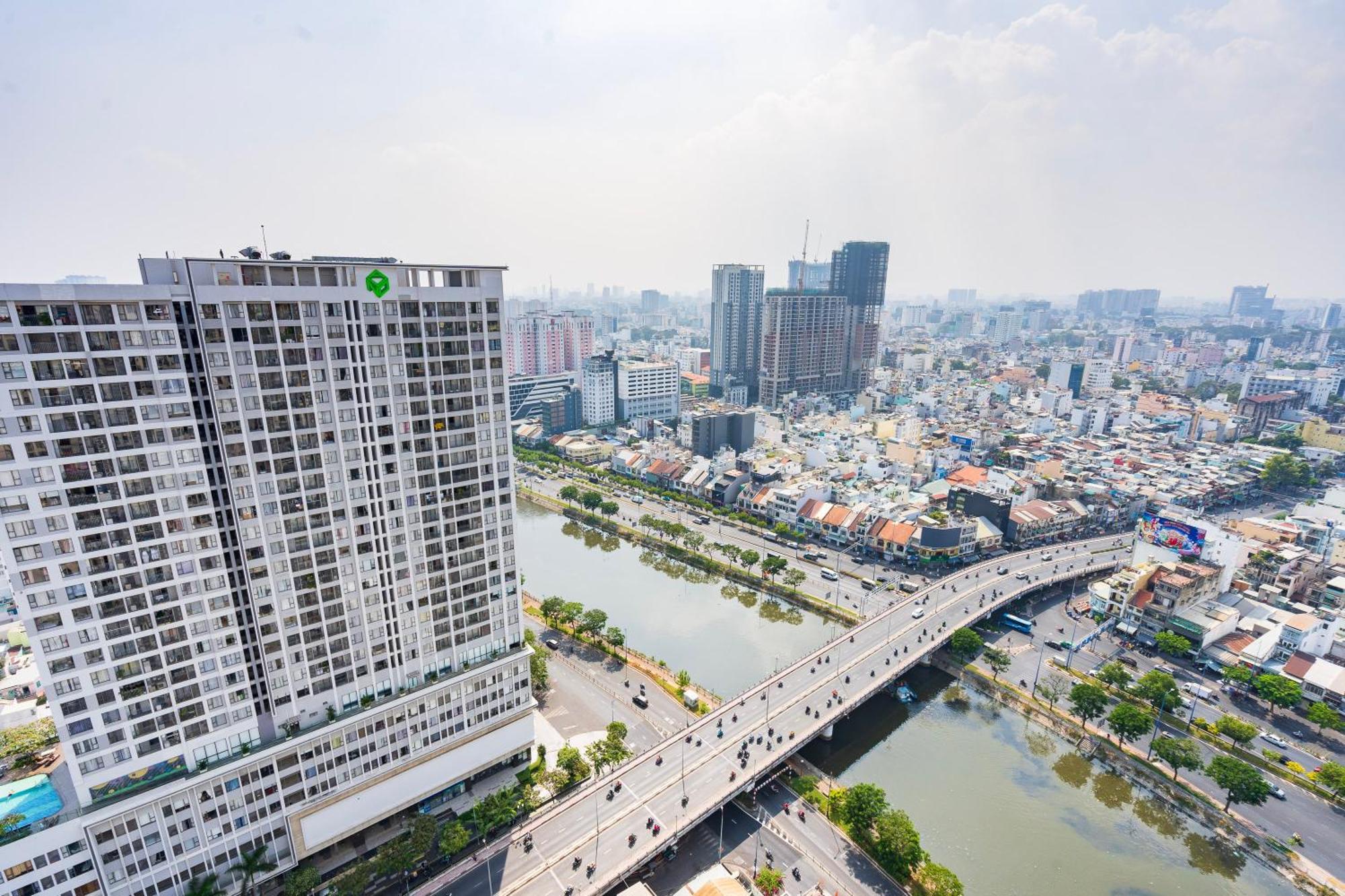 Otis Millennium Saigon Balcony Apartment 호치민 외부 사진