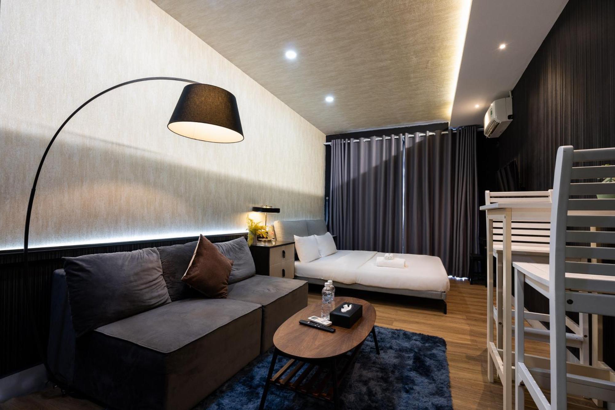 Otis Millennium Saigon Balcony Apartment 호치민 외부 사진